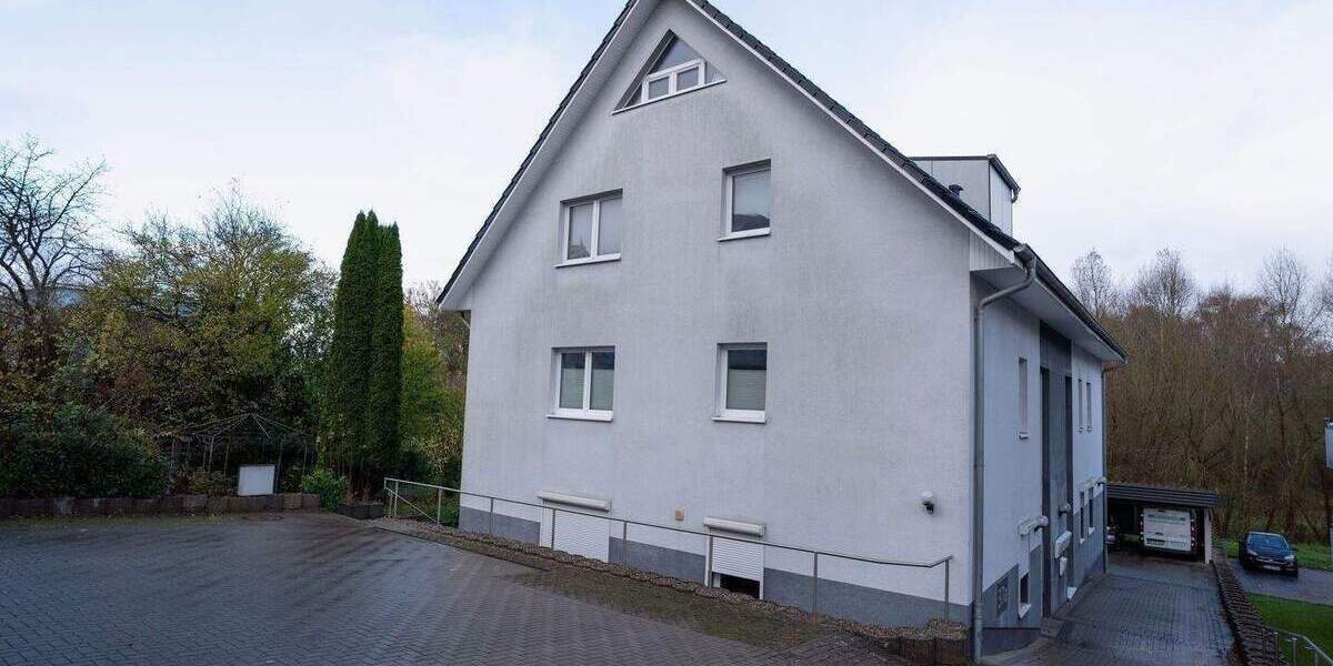 Moderne 3-Zimmer-Eigentumswohnung aus 2014, ca. 71,85m² Wfl., mit Terrasse, Carport und Keller – bezugsfrei 3 zimmer