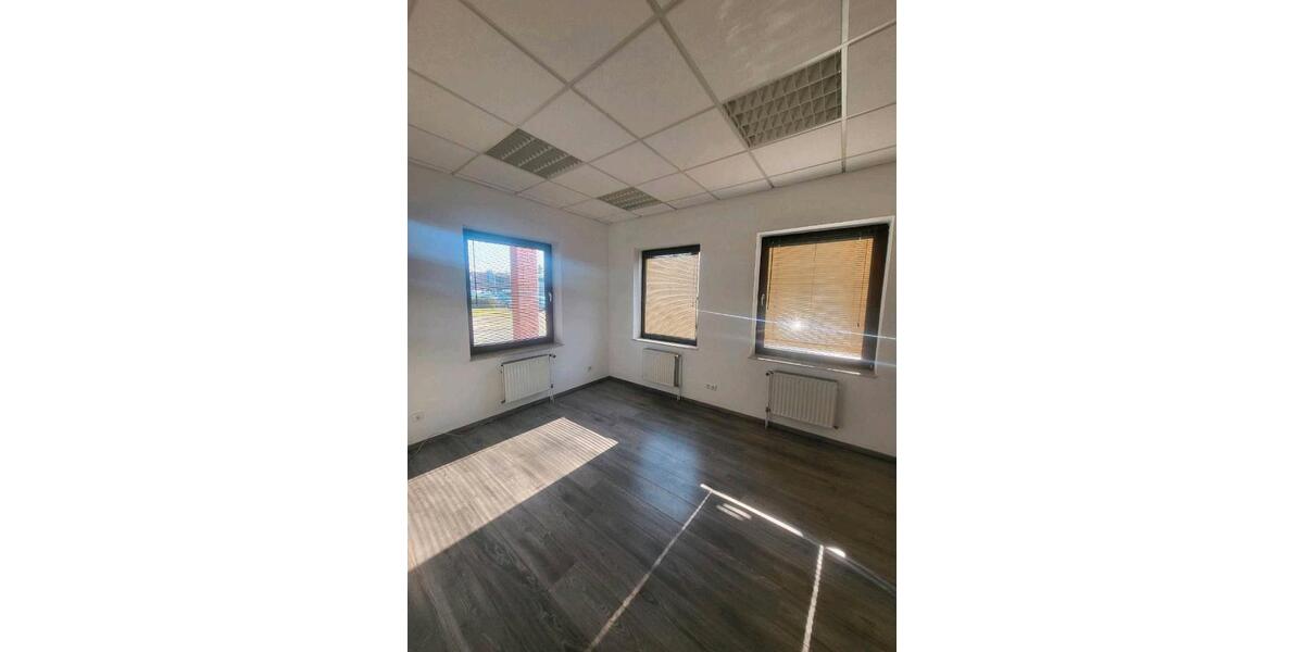 Gewerbeobjekt Lübeck Sankt Lorenz Nord - 1.650&euro; | Angebot:26119484