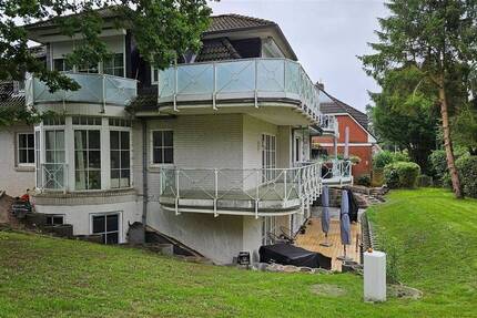 Lichtdurchflutete 2-Zimmer Wohnung zzgl. Spitzboden (+13 m²) in schöner Lage von Hemmelsdorf
