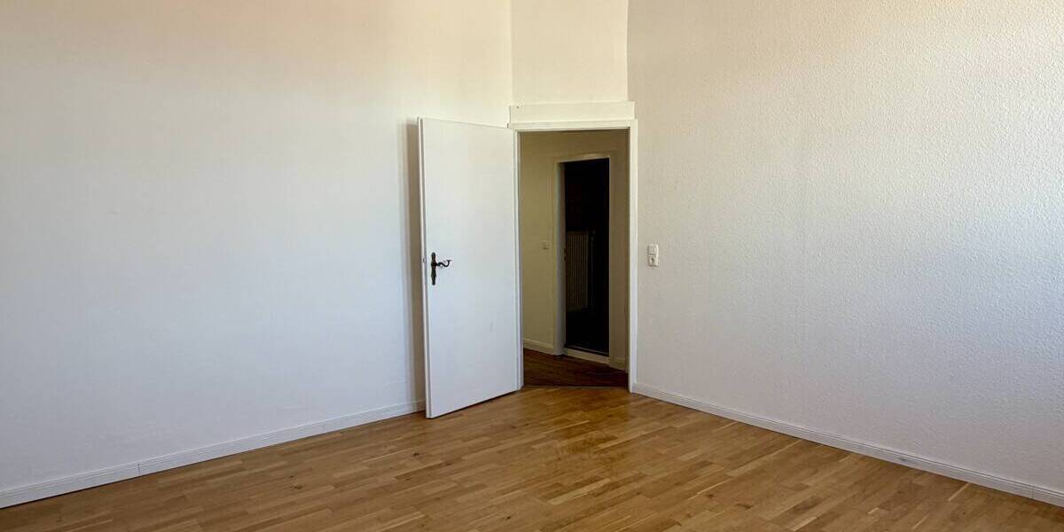 Etagenwohnung Lübeck Innenstadt - 4 Zimmer, 122 m&sup2;, 1.900&euro; | Angebot:26528239