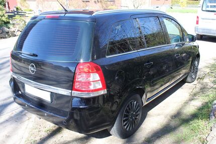 Opel Zafira 299.000 km 1.150 &euro; Rümpel 23843