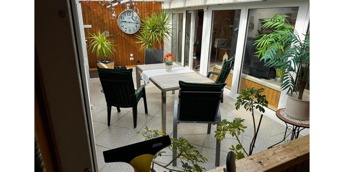 Bungalow Bad Segeberg - 9 Zimmer, 189 m&sup2;, 2.090&euro; | Angebot:26660091