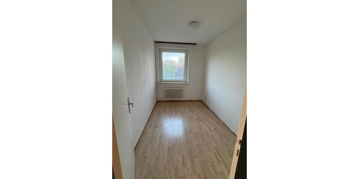 Etagenwohnung Bad Oldesloe - 4 Zimmer, 90 m&sup2;, 1.300&euro; | Angebot:26624197