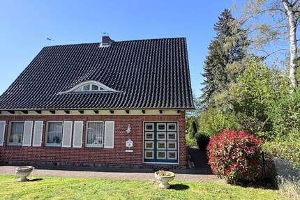 Haus Kastorf - 5.5 Zimmer, 175 m&sup2;, 370.000&euro; | Angebot:26504330