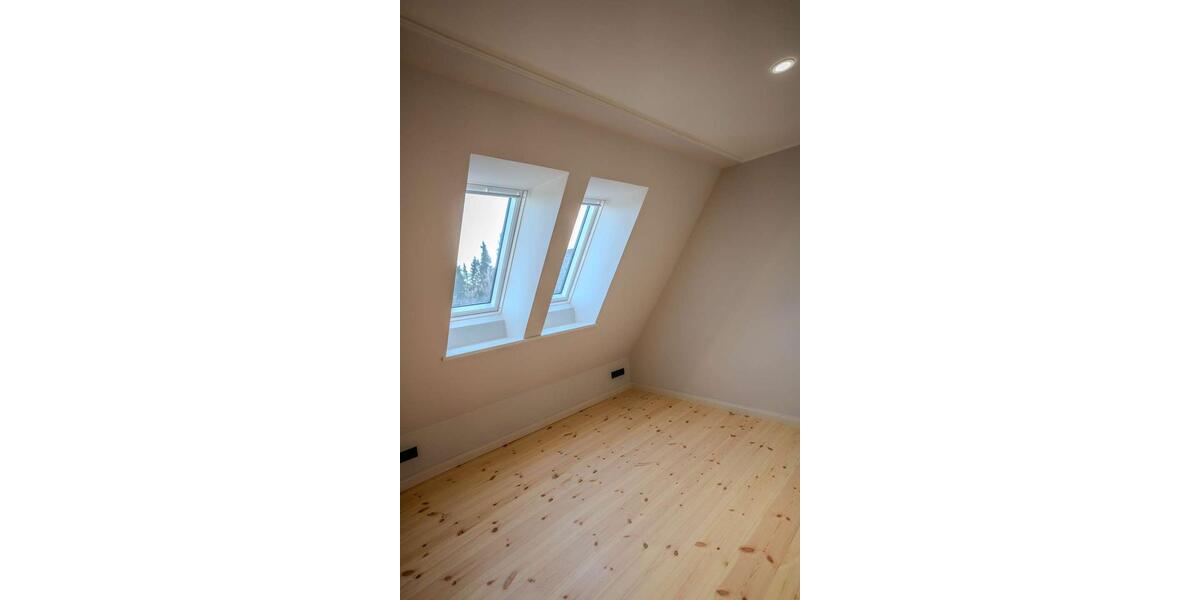 Mehrfamilienhaus, Wohnhaus Lübeck Sankt Jürgen - 4.5 Zimmer, 102 m&sup2;, 2.200&euro; | Angebot:25405332