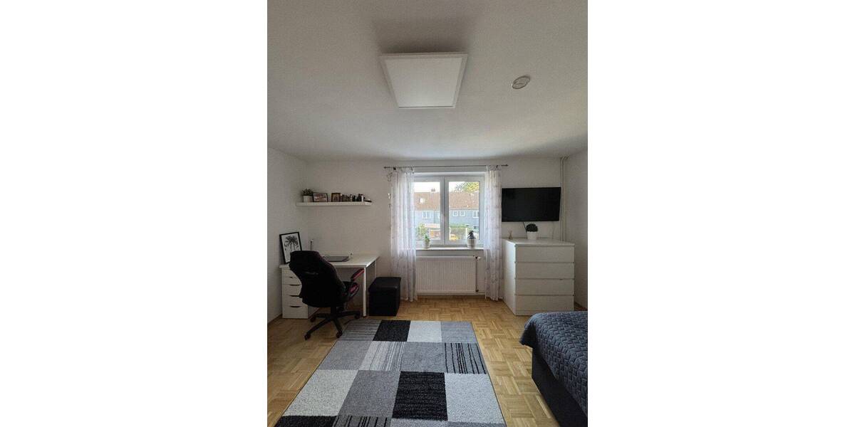 Reihenmittelhaus Lübeck Kücknitz - 4 Zimmer, 83 m&sup2;, 289.000&euro; | Angebot:26885886