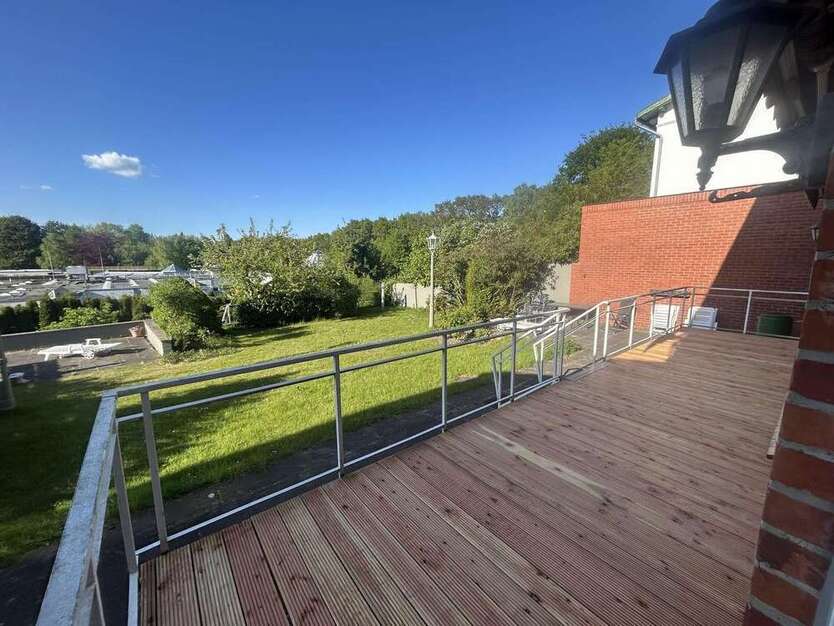Wohnung zum Mieten in Bad Schwartau 1.350 € 102 m²