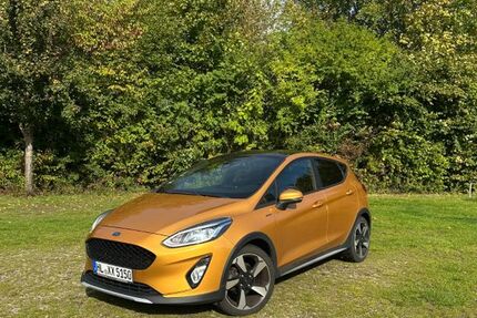 Ford Fiesta 71.500 km 10.800 &euro; Lübeck 23556