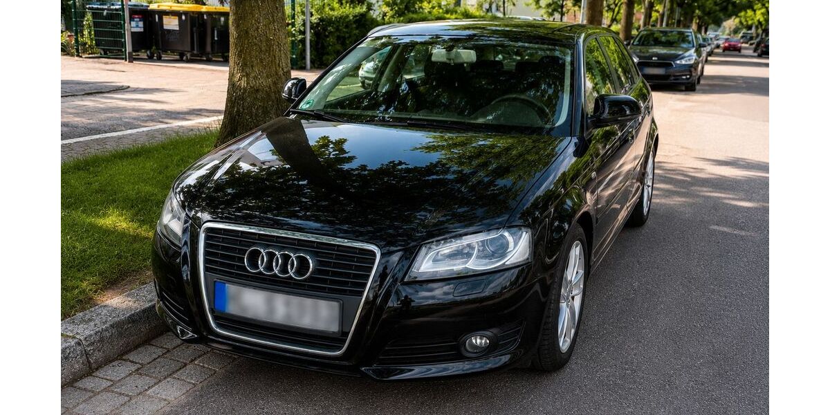 Audi A3 215.000 km 2.500 &euro; Lübeck 23556