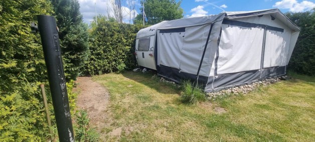 Dauerstellplatz Camping 200, 2 Wohnwagen, 2 Vorzelte - Einfamilienhaus Salem | Angebot:27021949