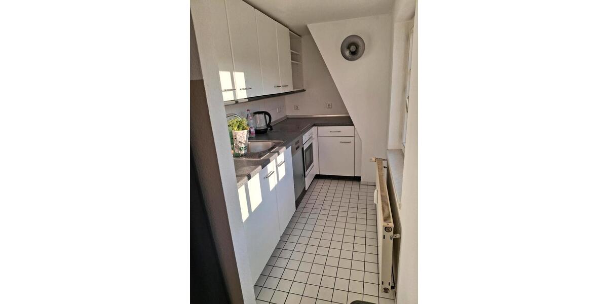 Dachgeschoßwohnung Lübeck Sankt Lorenz Nord - 1 Zimmer, 37 m&sup2;, 660&euro; | Angebot:26320759