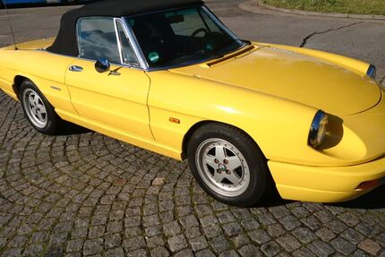 Alfa Romeo Spider 124.600 km 18.500 &euro; Timmendorfer Strand 23669