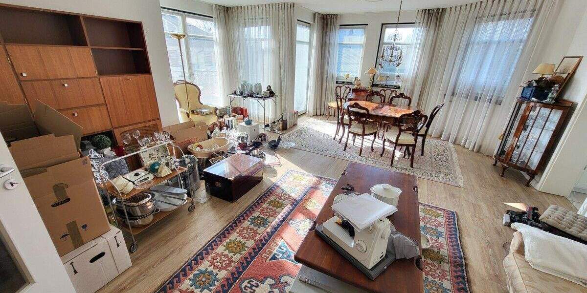 Etagenwohnung Bad Schwartau - 3 Zimmer, 109 m&sup2;, 1.630&euro; | Angebot:25601899