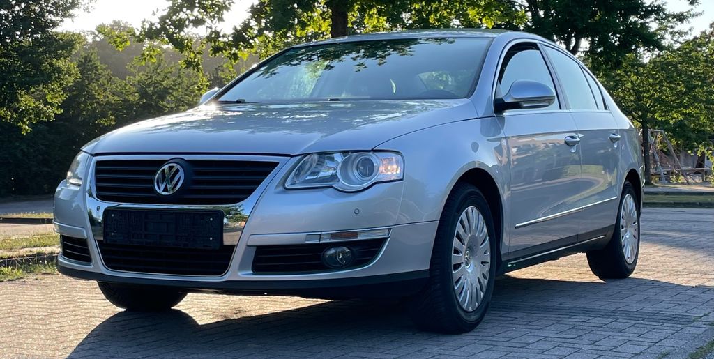 VW Passat 159.458 km 4.900 &euro; Ratekau 23626