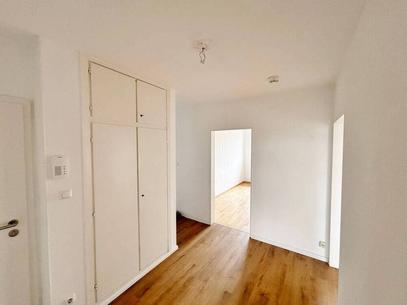 3-Zimmer Eigentumswohnung im 5.OG inkl. TG-Stellplatz in Lübeck St. Lorenz - Musikerviertel