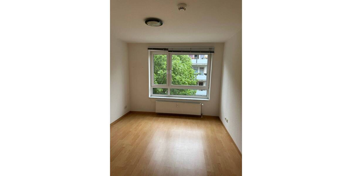 Etagenwohnung Lübeck St. Lorenz Süd - 3 Zimmer, 85 m&sup2;, 1.150&euro; | Angebot:26763877