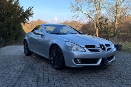 Mercedes-Benz SLK 200 149.000 km 7.990 &euro; Leezen 23816