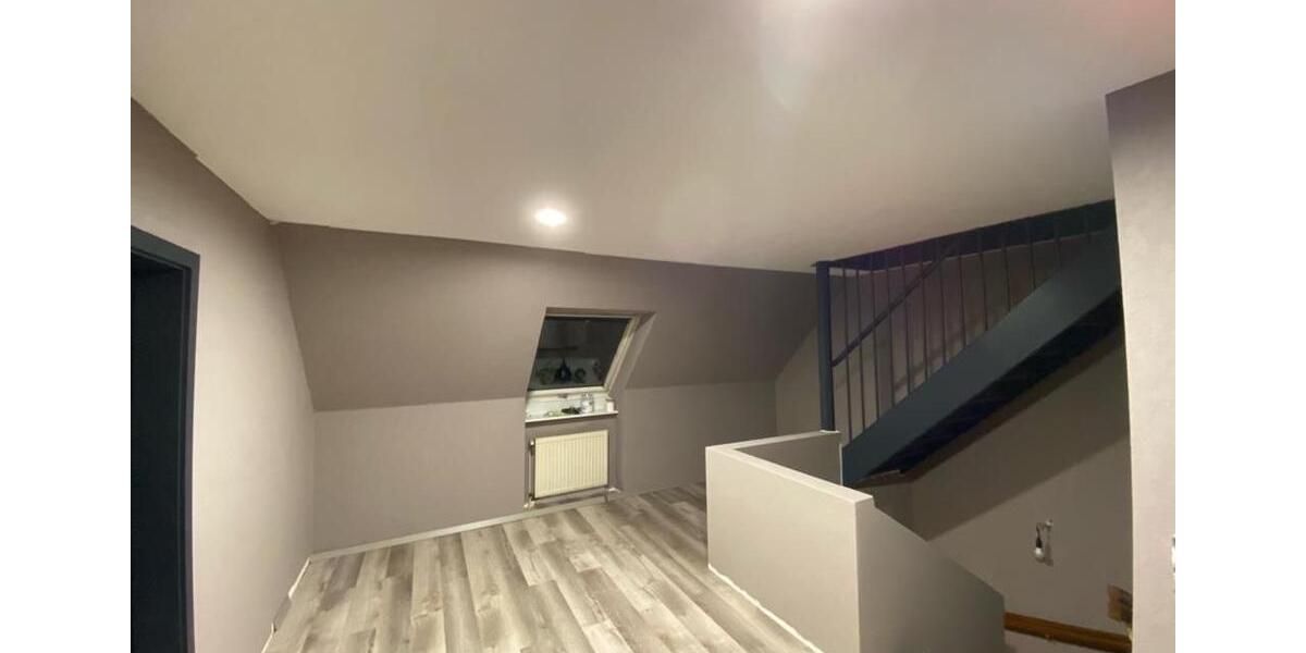 Doppelhaushälfte Steinburg - 5 Zimmer, 160 m&sup2;, 260.000&euro; | Angebot:25378900