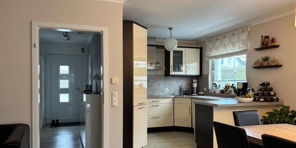 Einfamilienhaus Bad Oldesloe - 6 Zimmer, 185 m&sup2;, 749.000&euro; | Angebot:25984398