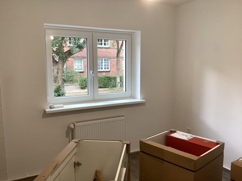 Ansprechende und sanierte 2-Zimmer-Wohnung mit Balkon, sofort anmietbar!