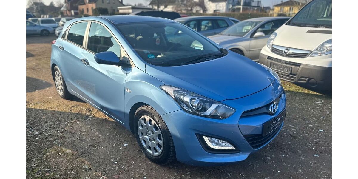 Hyundai i30 167.799 km 7.432 &euro; Ahrensbök 23623