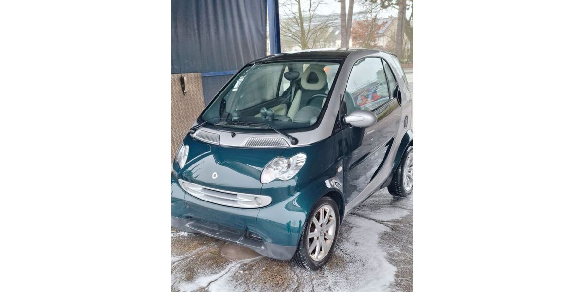 Smart ForTwo 96.698 km 3.180 &euro; Lübeck 23562
