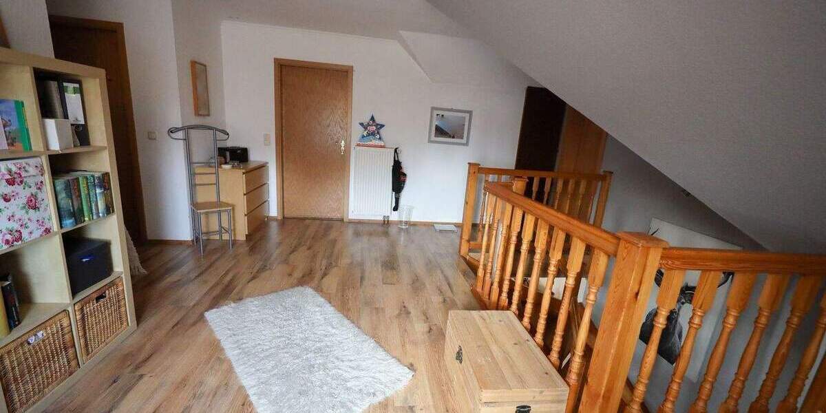 Repräsentatives Zweifamilienhaus mit Einliegerwohnung 8 zimmer