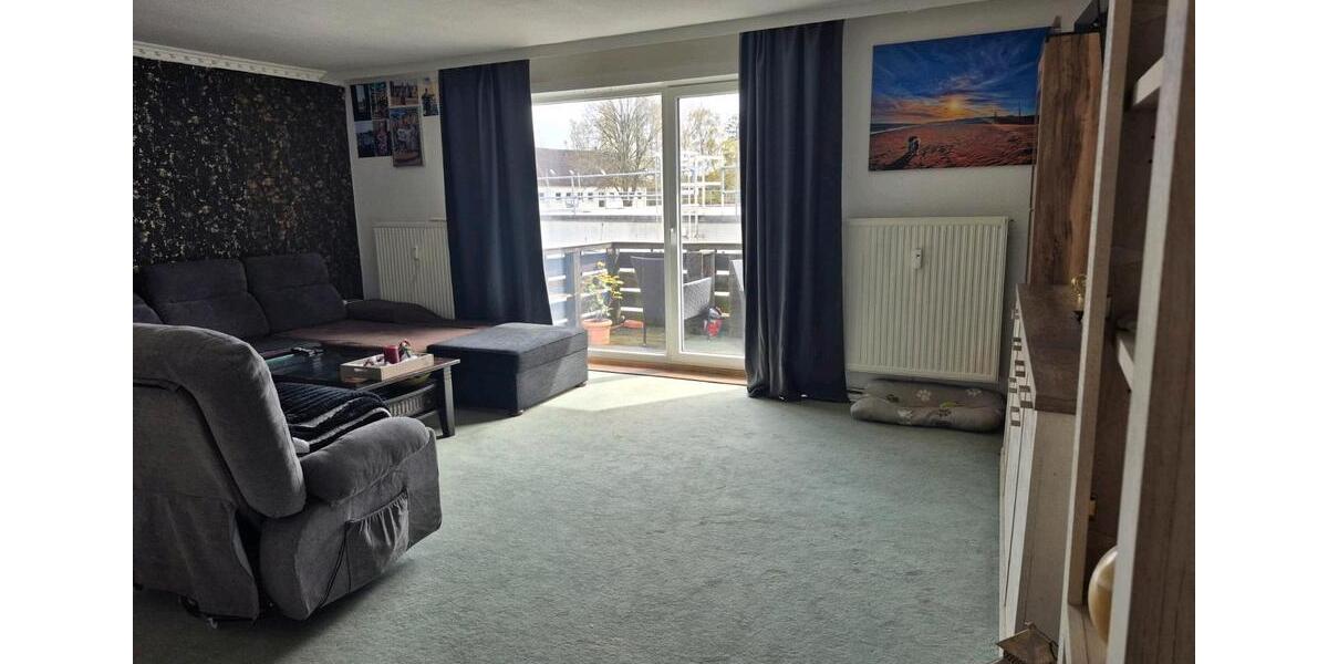 Etagenwohnung Bad Segeberg - 2 Zimmer, 75 m&sup2;, 900&euro; | Angebot:26215622