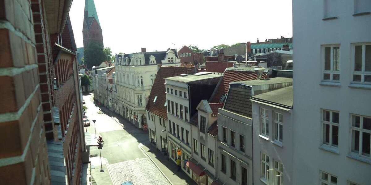 Wohnung zum Mieten in Lübeck 1.350 € 70 m² 2 zimmer