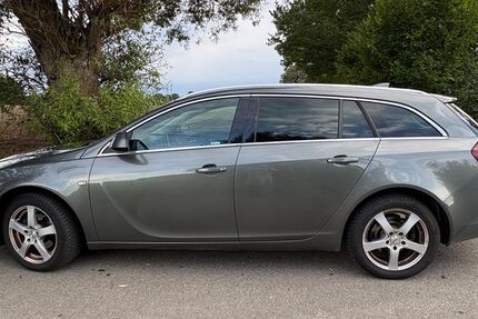 Opel Insignia 165.800 km 7.400 &euro; Elmenhorst 23869