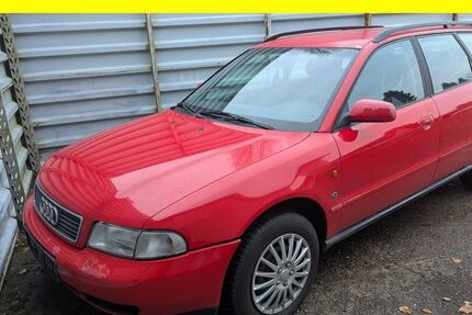Audi A4 376.431 km 550 &euro; Lübeck 23556
