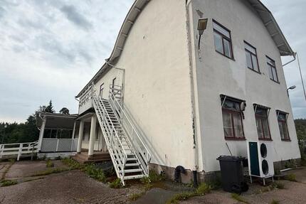 Haus Groß Grönau - 18 Zimmer, 2.000 m&sup2;, 120.000&euro; | Angebot:26942171