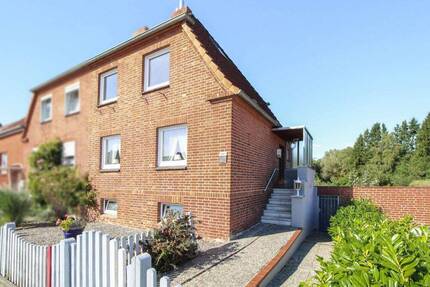 Haus Lübeck Moisling - 5 Zimmer, 111 m&sup2;, 149.900&euro; | Angebot:26259245