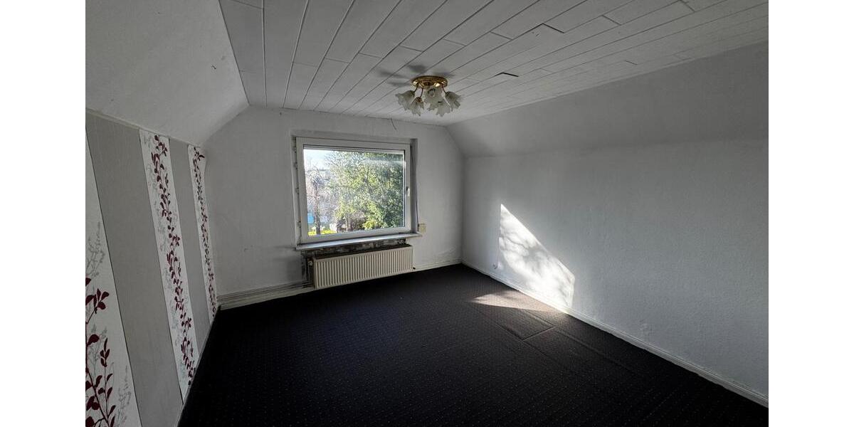 Einfamilienhaus Lüdersdorf - 15 Zimmer, 210 m&sup2;, 295.000&euro; | Angebot:26018777