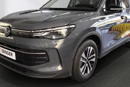 VW Tiguan 5.500 km 42.980 &euro; Bad Segeberg 23795