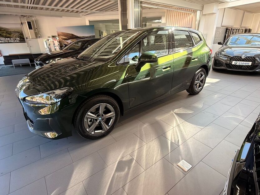 BMW 218 Active Tourer 12.600 km 32.490 € Alt-Mölln 23881