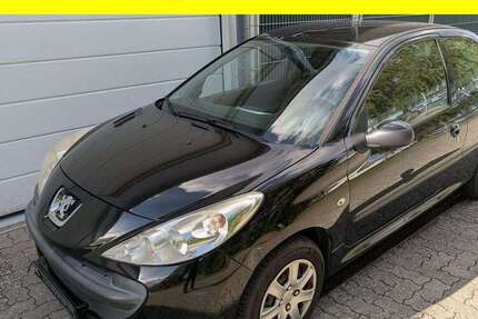 Peugeot 206 239.444 km 450 &euro; Lübeck 23556