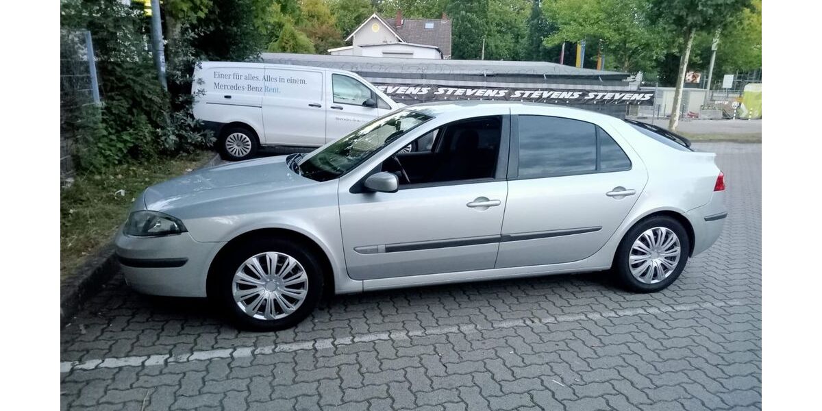 Renault Laguna 127.741 km 2.000 &euro; Lübeck 23554
