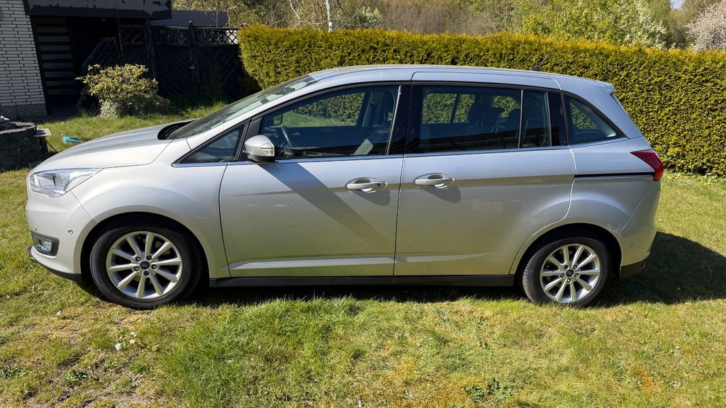 Ford Grand C-Max 58.300 km 11.999 &euro; Lübeck 23569