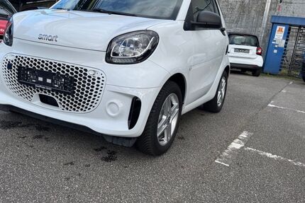 Smart ForTwo 7.070 km 11.590 € Lübeck 23554