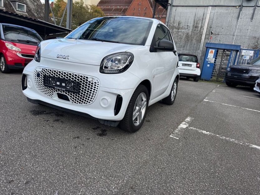 Smart ForTwo 7.070 km 11.590 € Lübeck 23554