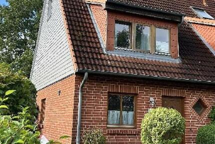 Haus Reinfeld (Holstein) - 4 Zimmer, 112 m&sup2;, 1.650&euro; | Angebot:25934930