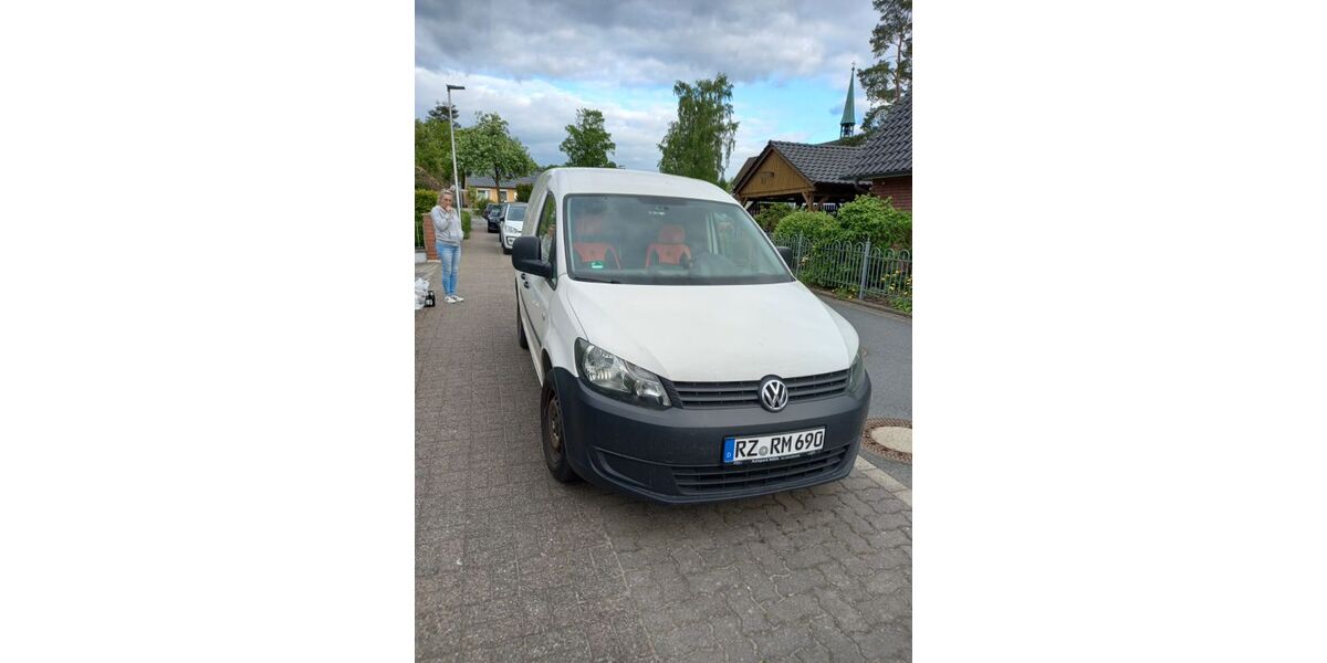 VW Caddy 264.000 km 3.900 &euro; Mölln 23879