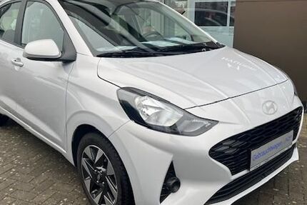Hyundai i10 15.974 km 17.980 € Lübeck 23562