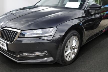 Skoda Superb 83.500 km 25.980 &euro; Lübeck 23560