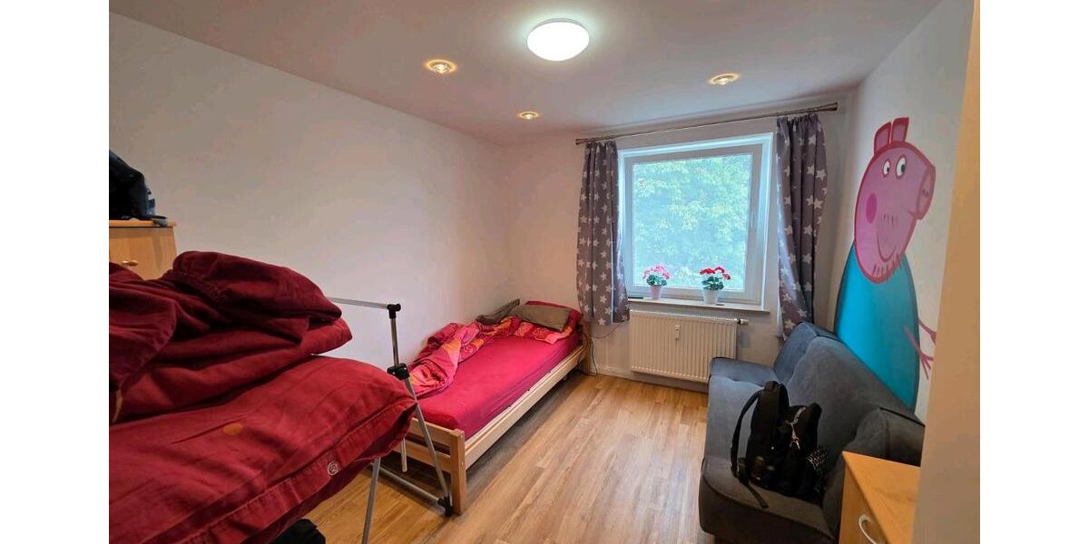 Erdgeschoßwohnung Bad Oldesloe - 5 Zimmer, 111 m&sup2;, 285.000&euro; | Angebot:26590485