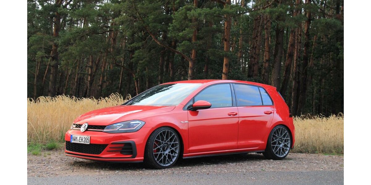 VW Golf 83.500 km 26.300 &euro; Dassow 23942