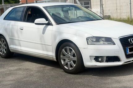 Audi A3 190.000 km 2.499 &euro; Lübeck 23554