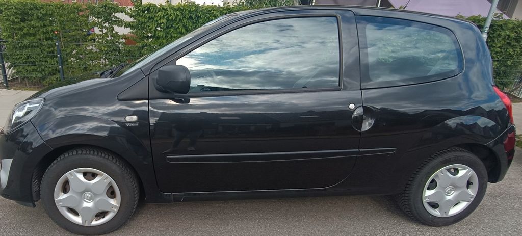 Renault Twingo 146.000 km 1.950 &euro; Lübeck 23566