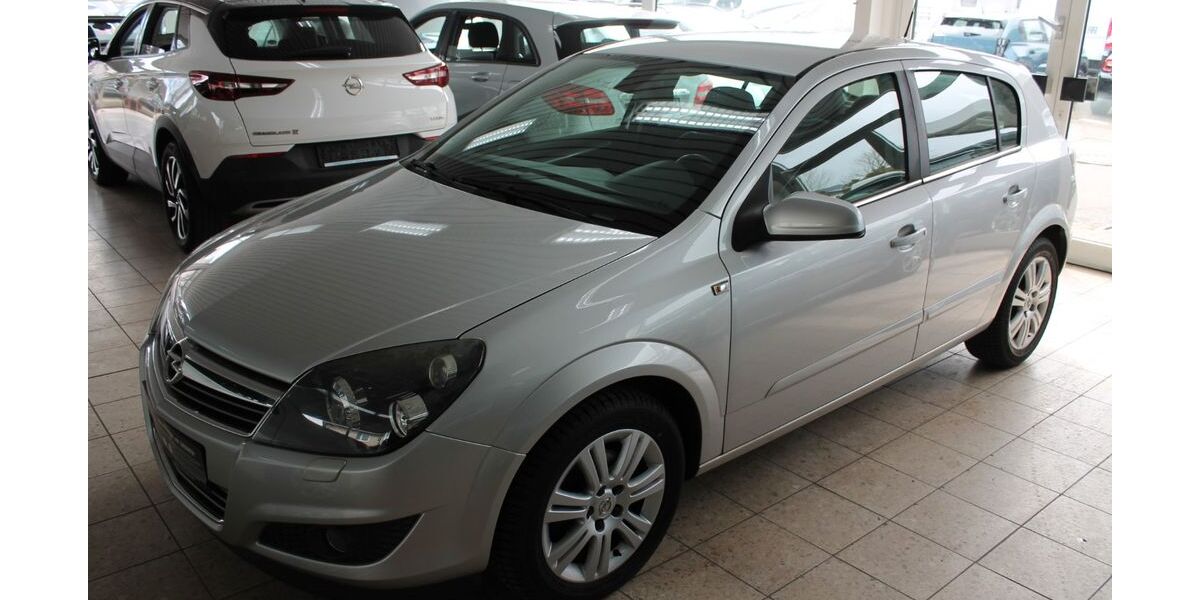 Opel Astra 99.544 km 5.990 &euro; Bad Oldesloe 23843